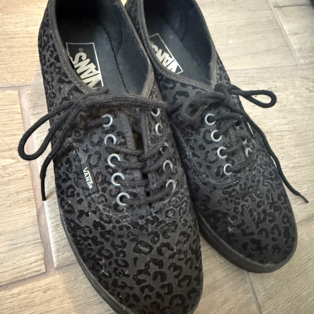 Vans Black Textured Sneakers Low-Top Lace-Up